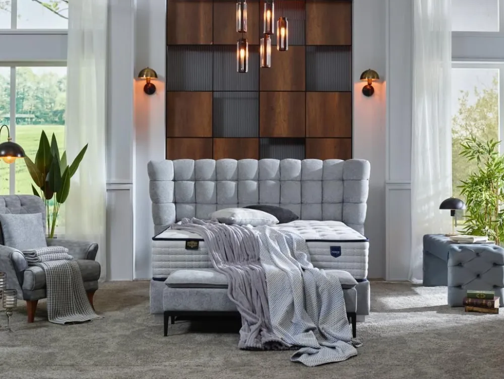 bm__boxspring_lion__met_o_0.webp 2BM - Boxspring Lion - Met opbergruimte - Stof - Lichtgrijs - 180x140x200cm | Belga Meubelen Fashion